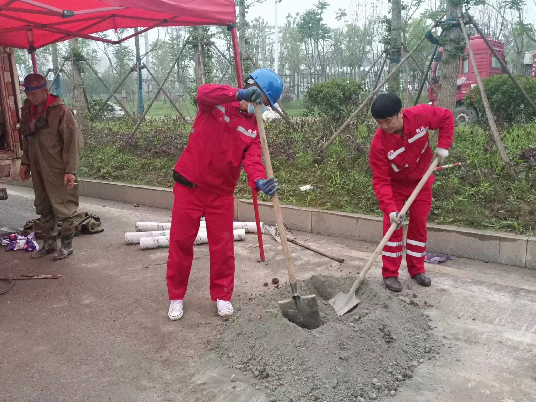 九湖镇管道疏通哪家好】及时进行市政管道清淤